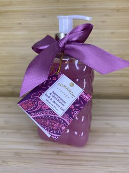  Douche- en badgel met pompje met de geur van granaatappel en sheaboter Romantic Vintage (Bath &amp; Shower Gel) 480 ml