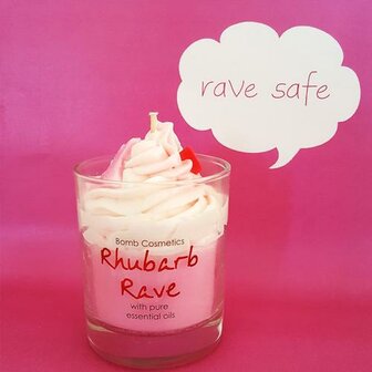 Rhubarb Rave Piped Candle