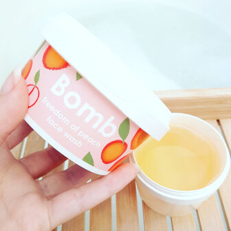 Face wash - Freedom of Peach - Bomb cosmetics