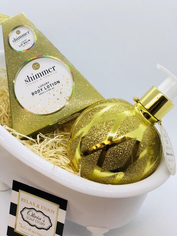 Gloss Body Luxurious Warm Vanilla  Gift Set